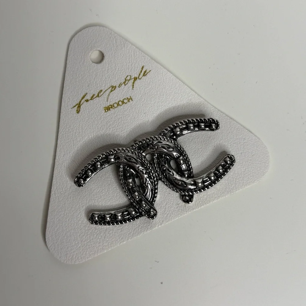 Free People Rodeo Time Silver Brooch Pin NWT - Picture 3 of 4